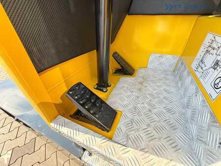 Vierwegestapler 2013  Combilift C3000 / GAS / TRIPLEX - 4900MM / ONLY 1537 HOURS / FORK POSITIONER / CABIN / LIKE NEW (12)