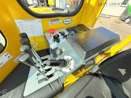 Vierwegestapler 2013  Combilift C3000 / GAS / TRIPLEX - 4900MM / ONLY 1537 HOURS / FORK POSITIONER / CABIN / LIKE NEW (15)