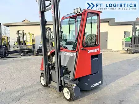 Čtyřcestný vysokozdvižný vozík 2018  Combilift CB3000 | DIESEL | TRIPLEX 6555 | FREE-LIFT | SIDE-SHIFT | FORK-POSITIONER | FULL-CABIN (32)