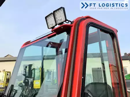 Čtyřcestný vysokozdvižný vozík 2018  Combilift CB3000 | DIESEL | TRIPLEX 6555 | FREE-LIFT | SIDE-SHIFT | FORK-POSITIONER | FULL-CABIN (33)