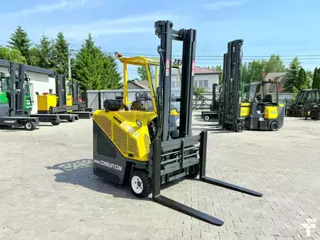 Čtyřcestný vysokozdvižný vozík 2011  Combilift CB3000 / GAS / DUPLEX 4000MM / FORK-POSITIONER / SIDE-SHIFT (2)