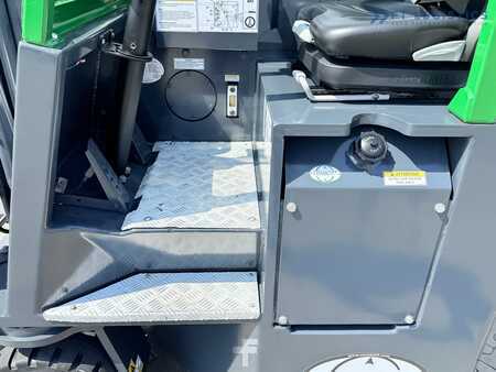 Wózki 4-kierunkowe 2018  Combilift CB2500 / DIESEL / EXTENDABLE FORKS / TRIPLEX / 5500MM / FREE LIFT / SIDE SHIFT / FORK POSITIONER / LIKE NEW (11)