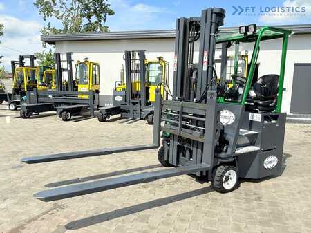 Wózki 4-kierunkowe 2018  Combilift CB2500 / DIESEL / EXTENDABLE FORKS / TRIPLEX / 5500MM / FREE LIFT / SIDE SHIFT / FORK POSITIONER / LIKE NEW (17)