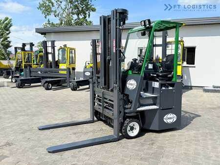 Wózki 4-kierunkowe 2018  Combilift CB2500 / DIESEL / EXTENDABLE FORKS / TRIPLEX / 5500MM / FREE LIFT / SIDE SHIFT / FORK POSITIONER / LIKE NEW (2)