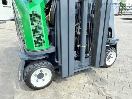 Wózki 4-kierunkowe 2018  Combilift CB2500 / DIESEL / EXTENDABLE FORKS / TRIPLEX / 5500MM / FREE LIFT / SIDE SHIFT / FORK POSITIONER / LIKE NEW (22)