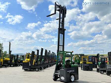 Wózki 4-kierunkowe 2018  Combilift CB2500 / DIESEL / EXTENDABLE FORKS / TRIPLEX / 5500MM / FREE LIFT / SIDE SHIFT / FORK POSITIONER / LIKE NEW (35)