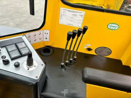 Carretilla de 4 vías 2013  Combilift C10000 - Like new -Only 1817 hours (13)