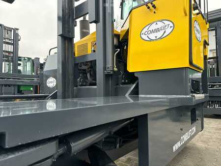 Carretilla de 4 vías 2013  Combilift C10000 - Like new -Only 1817 hours (5)