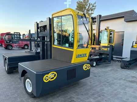 Carretilla de 4 vías 2017  Combilift C5000XL - Diesel - 2017 year - only 4700 hours (8)