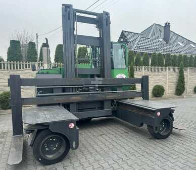 Carretilla de 4 vías 2009  Combilift C8000 - DIESEL--Like new-ONLY 2907 hours (1)