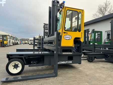 Carretilla de 4 vías 2009  Combilift C8000 - DIESEL--Like new-ONLY 2907 hours (11)