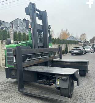 Carretilla de 4 vías 2009  Combilift C8000 - DIESEL--Like new-ONLY 2907 hours (3)