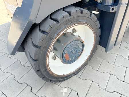 Combilift CBE4000 / TRIPLEX / 5200 / FREE-LIFT