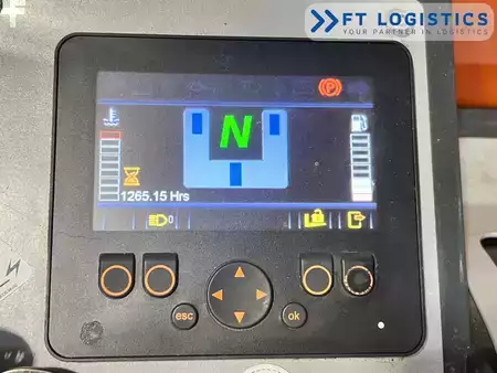 Fyrvägstruck 2020  Combilift C4000 | DIESEL | TRIPLEX 6800 | FREE LIFT | FORK POSITIONER | AIR CONDITION (4)