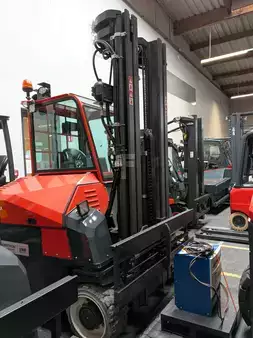 Fireveistruck 2022  Combilift CBE4000 | TRIPLEX | 6500 | FREE-LIFT | SIDE-SHIFT | FORK-POSITIONER (2)