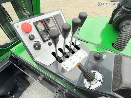 Négyutas targonca 2017  Combilift CB3000 / DIESEL / TRIPLEX 4900MM / FREE LIFT / SIDESHIFT / FORK POSITIONER / 1500MM FORKS / LIKE NEW (12)