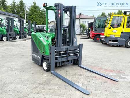 Négyutas targonca 2017  Combilift CB3000 / DIESEL / TRIPLEX 4900MM / FREE LIFT / SIDESHIFT / FORK POSITIONER / 1500MM FORKS / LIKE NEW (3)
