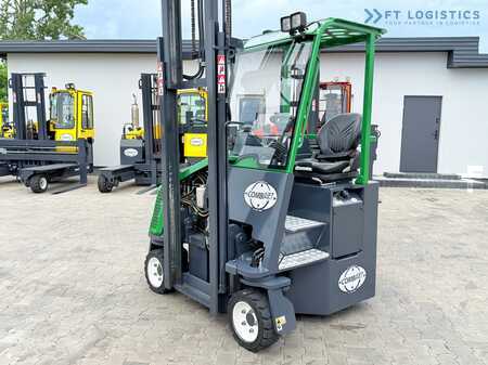 Négyutas targonca 2017  Combilift CB3000 / DIESEL / TRIPLEX 4900MM / FREE LIFT / SIDESHIFT / FORK POSITIONER / 1500MM FORKS / LIKE NEW (30)