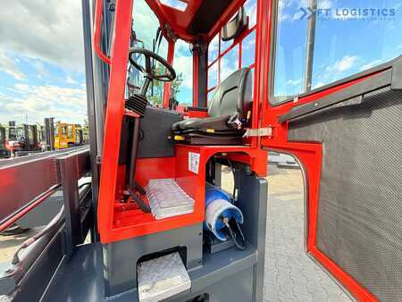 Vierweg zijlader 2007  Combilift C8000 / GAS / TRIPLEX 8300 / WIDE FORK POSITIRONER / FREE-LIFT / A comprehensive range of four-way and side-loading forklifts. (12)