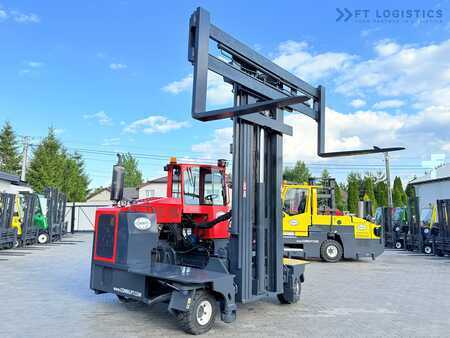 Vierweg zijlader 2007  Combilift C8000 / GAS / TRIPLEX 8300 / WIDE FORK POSITIRONER / FREE-LIFT / A comprehensive range of four-way and side-loading forklifts. (25)