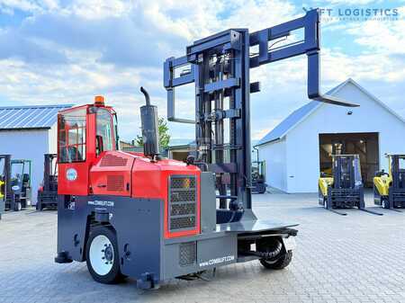 Vierweg zijlader 2007  Combilift C8000 / GAS / TRIPLEX 8300 / WIDE FORK POSITIRONER / FREE-LIFT / A comprehensive range of four-way and side-loading forklifts. (27)
