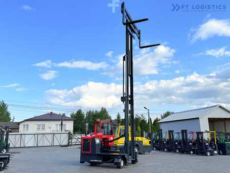 Vierweg zijlader 2007  Combilift C8000 / GAS / TRIPLEX 8300 / WIDE FORK POSITIRONER / FREE-LIFT / A comprehensive range of four-way and side-loading forklifts. (34)