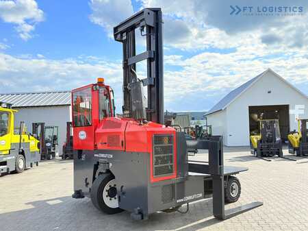 Vierweg zijlader 2007  Combilift C8000 / GAS / TRIPLEX 8300 / WIDE FORK POSITIRONER / FREE-LIFT / A comprehensive range of four-way and side-loading forklifts. (7)