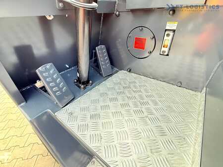 Wózki 4-kierunkowe 2017  Combilift C4000CB / TRIPLEX - 5200MM / LPG / FREE LIFT / FORK POSITIONER / FORK SIDESHIFT / HEIGHT 2450MM / LIKE NEW (12)