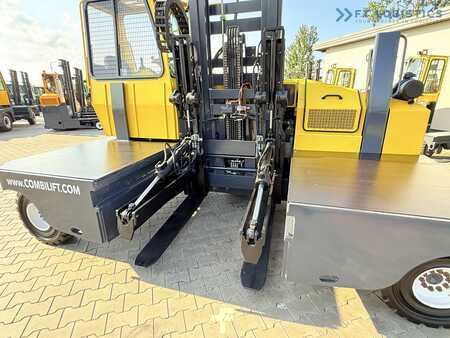 Wózki 4-kierunkowe 2012 Combilift C6000SR / DUPLEX / 4200MM / LOAD CLAMP ON FORKS / FREE LIFT / DIESEL / POSITIONER / NEW TIRES / LIKE NEW / Wide range of four-way and side loaders, tailored to diverse needs and applications. (4)