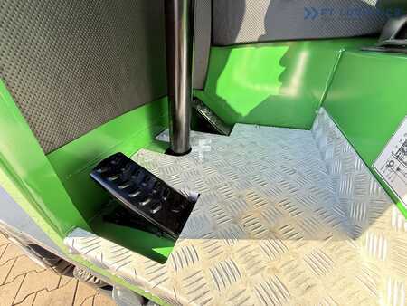 Čtyřcestný vysokozdvižný vozík 2008  Combilift Combilift Combilift Four-Way Multi-Directional Forklift C3500 / Diesel / Duplex 4100 mm / Only 1532 Operating Hours / Fork Positioner / Fully Enclosed Cabin with Heating / Excellent Condition. (12)