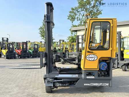 Čtyřcestný vysokozdvižný vozík 2011  Combilift Multidirectional / 4-Way Forklift C4000 / LPG / Duplex 4500 mm / Only 6,604 Operating Hours / Side Shift / Full Cabin / Excellent Condition. Wide range of multidirectional and sideloader forklifts ava (21)