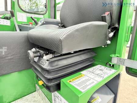 Empilhador Quatro caminhos 2018  Combilift C4500 / DIESEL / DUPLEX 4000MM / WIDE FORK POSITIONER / HEATING / FULL CABIN / EXCELLENT CONDITION / A wide range of four-way and side loaders tailored to diverse needs and applications. (13)