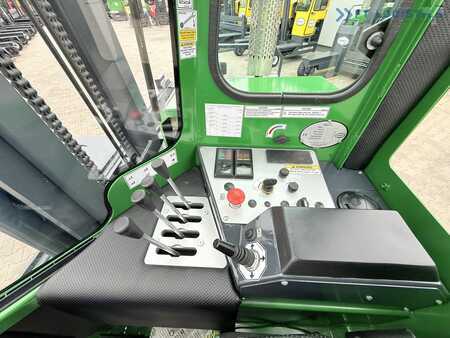 Empilhador Quatro caminhos 2018  Combilift C4500 / DIESEL / DUPLEX 4000MM / WIDE FORK POSITIONER / HEATING / FULL CABIN / EXCELLENT CONDITION / A wide range of four-way and side loaders tailored to diverse needs and applications. (19)