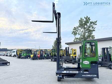 Empilhador Quatro caminhos 2018  Combilift C4500 / DIESEL / DUPLEX 4000MM / WIDE FORK POSITIONER / HEATING / FULL CABIN / EXCELLENT CONDITION / A wide range of four-way and side loaders tailored to diverse needs and applications. (59)