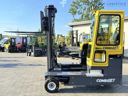Čtyřcestný vysokozdvižný vozík 2020  Combilift Combilift C5000 / DIESEL / TRIPLEX 6000MM / FREE LIFT / FORK POSITIONER / BUILT-IN SCALE / HEATING / FULL CABIN / PERFECT CONDITION  We offer a wide range of four-way and side loaders, tailored to div (14)