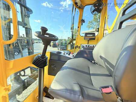 Čtyřcestný vysokozdvižný vozík 2020  Combilift Combilift C5000 / DIESEL / TRIPLEX 6000MM / FREE LIFT / FORK POSITIONER / BUILT-IN SCALE / HEATING / FULL CABIN / PERFECT CONDITION  We offer a wide range of four-way and side loaders, tailored to div (32)