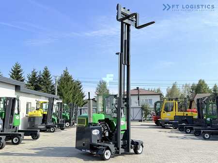 Čtyřcestný vysokozdvižný vozík 2012  Combilift C2500 / LPG / TRIPLEX 4900 mm / Free Lift / Only 2,446 Operating Hours / Fork Positioner / Full Cabin / Excellent Condition. Wide range of multidirectional and sideloader forklifts available, tailored (33)
