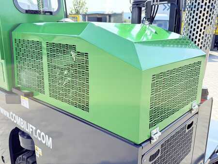 Čtyřcestný vysokozdvižný vozík 2012  Combilift C2500 / LPG / TRIPLEX 4900 mm / Free Lift / Only 2,446 Operating Hours / Fork Positioner / Full Cabin / Excellent Condition. Wide range of multidirectional and sideloader forklifts available, tailored (37)