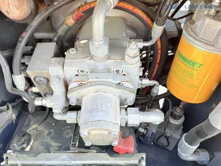 Empilhador Quatro caminhos 2018  Combilift Combilift C5000XL / GAS / TRIPLEX 6000MM / FREE LIFT / FORK POSITIONER / HEATING / EXTENDABLE FORKS 1200/2000MM / FULL HEATED CABIN / EXCELLENT CONDITION / A wide range of four-way and sideloaders tai (36)