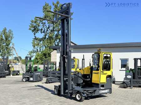Čtyřcestný vysokozdvižný vozík 2019  Combilift Four-Way Multi-Directional Forklift C4000 / Diesel / Duplex 4100 mm / Only 2,888 Operating Hours / Fork Positioner / Fully Enclosed Cabin with Heating / Excellent Condition. Wide range of four-way (32)