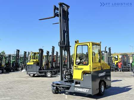 Čtyřcestný vysokozdvižný vozík 2019  Combilift Four-Way Multi-Directional Forklift C4000 / Diesel / Duplex 4100 mm / Only 2,888 Operating Hours / Fork Positioner / Fully Enclosed Cabin with Heating / Excellent Condition. Wide range of four-way (39)