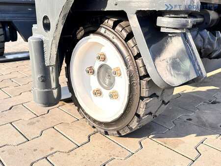 Wózki 4-kierunkowe 2010  Combilift C3000 / DUPLEX / 4100MM / LPG / FREE LIFT / LIKE NEW (3)