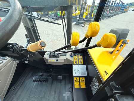 Terénní vysokozdvižný vozík 2012  JCB 940 / DIESEL / TRIPLEX 4500MM / FORK POSITIONER / FORK SIDESHIFT / 4T / NEW TYRES / LIKE NEW (36)