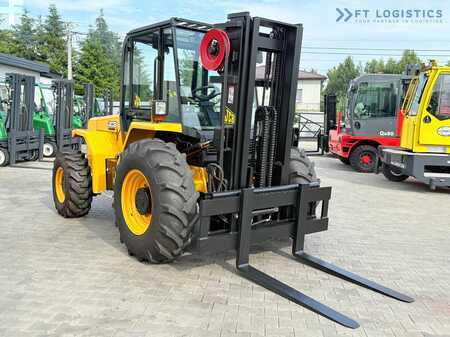 Terénní vysokozdvižný vozík 2012  JCB 940 / DIESEL / TRIPLEX 4500MM / FORK POSITIONER / FORK SIDESHIFT / 4T / NEW TYRES / LIKE NEW (5)