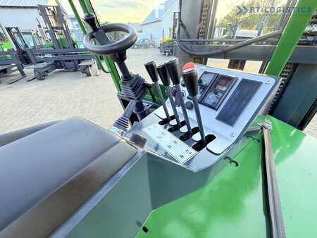 4-Tie Trukki 2014  Combilift Combilift C2500CB / TRIPLEX / 5500 MM / FULL FREE LIFT / DIESEL / ONLY 3768 HOURS / FORK POSITIONER / SIDE SHIFT / NEW TYRES / LIKE NEW / Wide range of multi-directional and side-loading forklifts, ta (14)