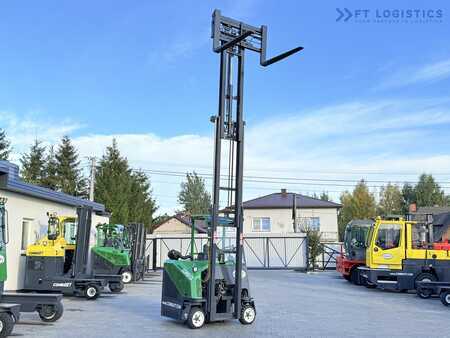 4-Tie Trukki 2014  Combilift Combilift C2500CB / TRIPLEX / 5500 MM / FULL FREE LIFT / DIESEL / ONLY 3768 HOURS / FORK POSITIONER / SIDE SHIFT / NEW TYRES / LIKE NEW / Wide range of multi-directional and side-loading forklifts, ta (26)