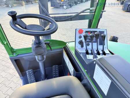 4-Tie Trukki 2014  Combilift Combilift C2500CB / TRIPLEX / 5500 MM / FULL FREE LIFT / DIESEL / ONLY 3768 HOURS / FORK POSITIONER / SIDE SHIFT / NEW TYRES / LIKE NEW / Wide range of multi-directional and side-loading forklifts, ta (31)