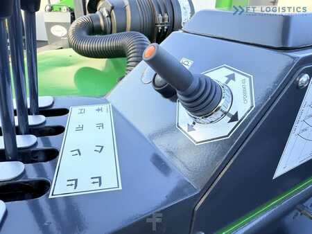 4-Tie Trukki 2014  Combilift Combilift C2500CB / TRIPLEX / 5500 MM / FULL FREE LIFT / DIESEL / ONLY 3768 HOURS / FORK POSITIONER / SIDE SHIFT / NEW TYRES / LIKE NEW / Wide range of multi-directional and side-loading forklifts, ta (32)