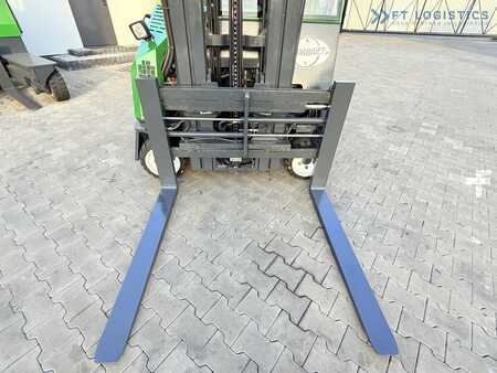 4-Tie Trukki 2014  Combilift Combilift C2500CB / TRIPLEX / 5500 MM / FULL FREE LIFT / DIESEL / ONLY 3768 HOURS / FORK POSITIONER / SIDE SHIFT / NEW TYRES / LIKE NEW / Wide range of multi-directional and side-loading forklifts, ta (37)