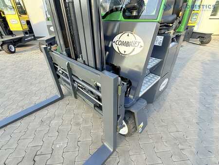 4-Tie Trukki 2014  Combilift Combilift C2500CB / TRIPLEX / 5500 MM / FULL FREE LIFT / DIESEL / ONLY 3768 HOURS / FORK POSITIONER / SIDE SHIFT / NEW TYRES / LIKE NEW / Wide range of multi-directional and side-loading forklifts, ta (38)